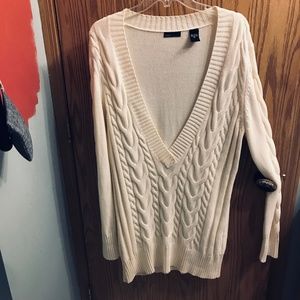 MODA INTERNATIONAL/ VICTORIA SECRET IVORY CABLE KNIT v-neck SWEATER, NEW X-large